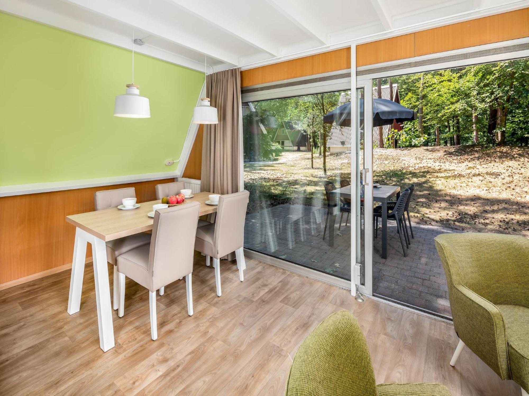 Restyled Bungalow With Dishwasher, In Natural Surroundings Mierlo Kültér fotó